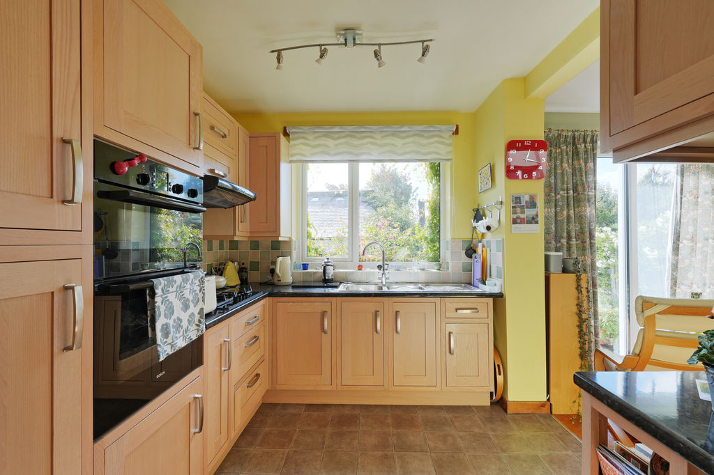 Cairns Road Crosspool